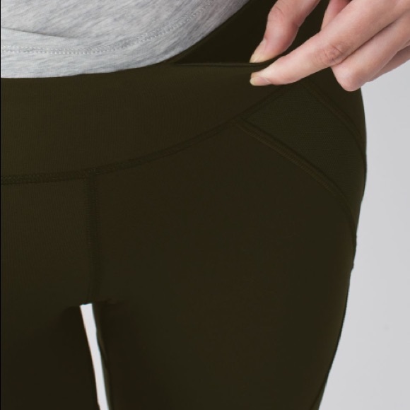 Lululemon Cool To Street Crop mesh gator green size 4 leggings capri crops - Picture 15 of 16